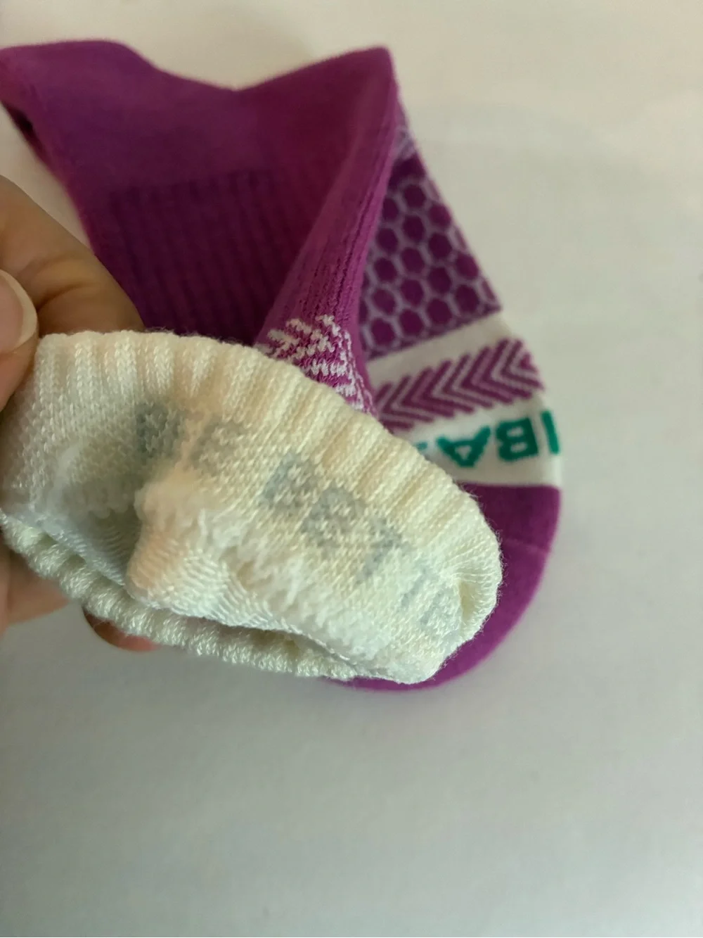 BOMBAS Women’s Purple & White Performance Crew Socks S NEW